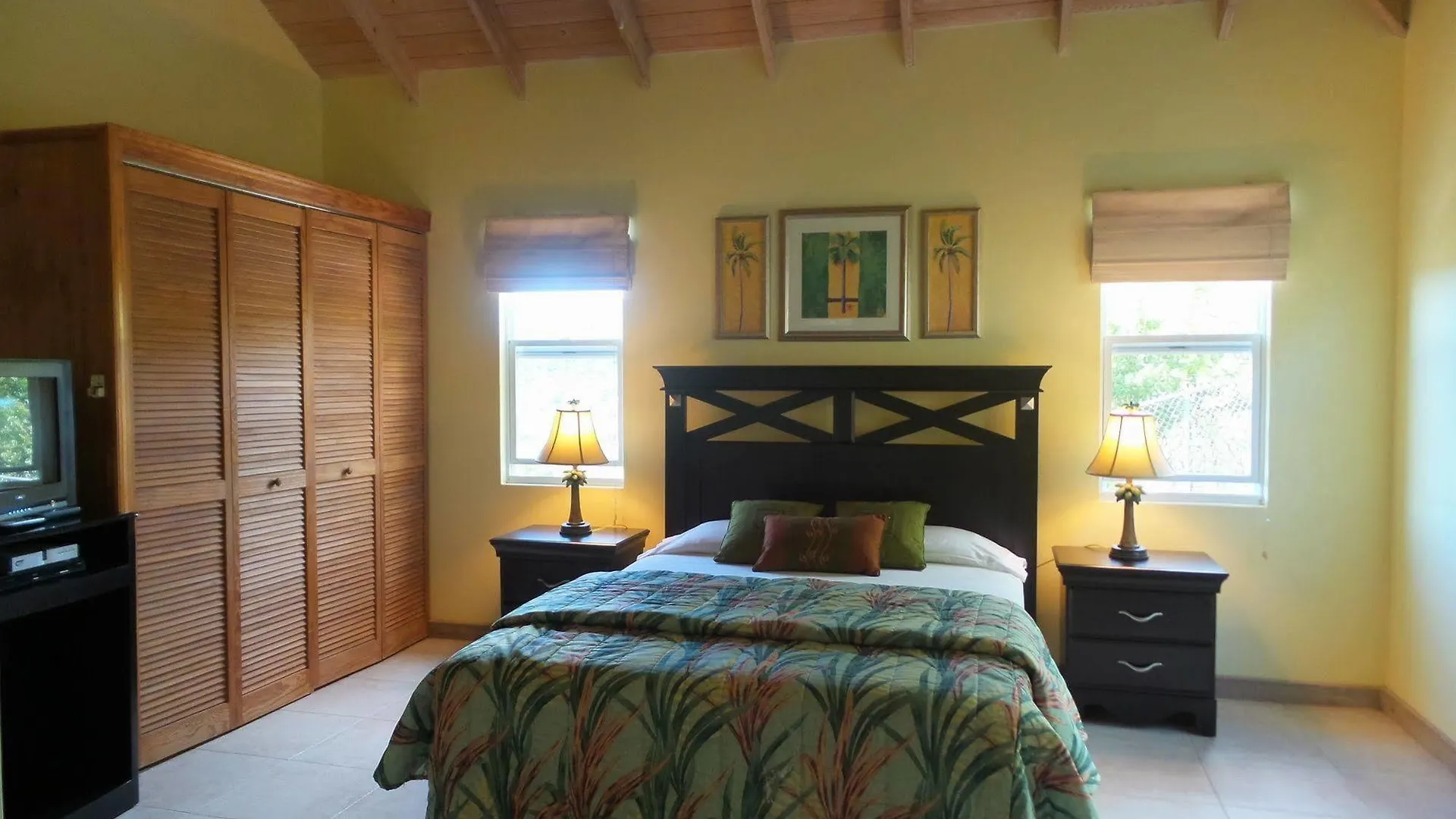South Coast Ocean View Apartments Urlings
